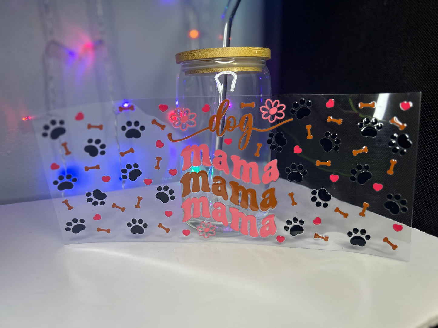 Diseño de copa: “Dog Mama”